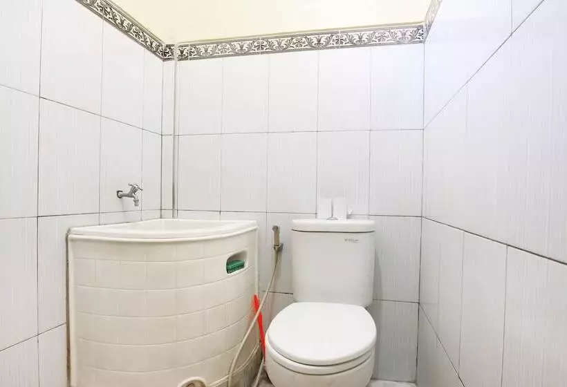 ペンション Jungut Guest House