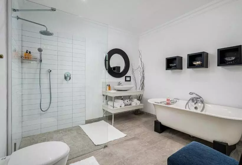 پانسیون Millbury Guest House