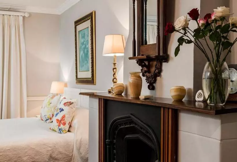 پانسیون Millbury Guest House