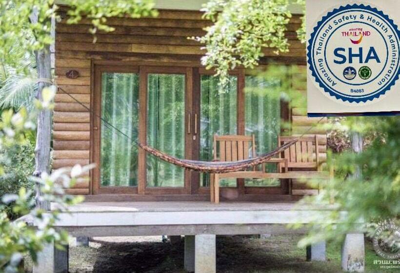 Suan Maprao Ko Kut Resort