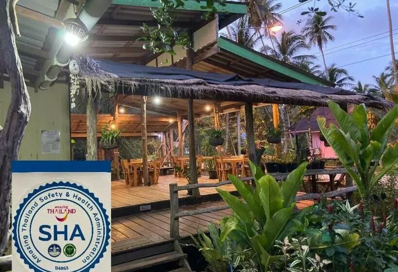 Suan Maprao Ko Kut Resort