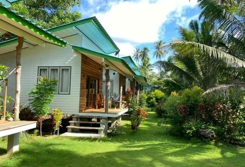 Suan Maprao Ko Kut Resort