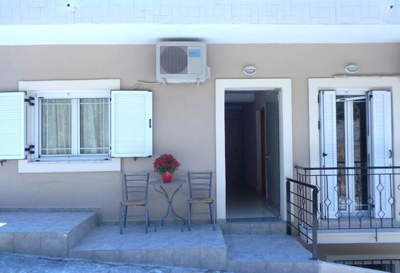 בית מלון כפרי Angela