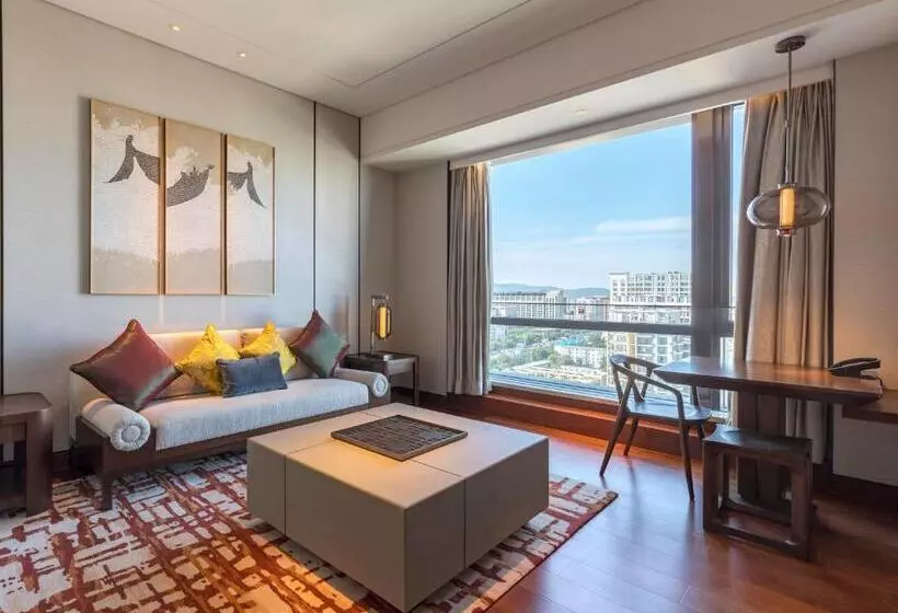 Hotelli Hualuxe Beijing Xinan