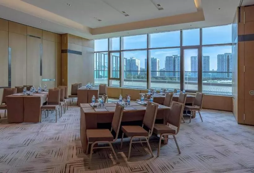 Hotelli Hualuxe Beijing Xinan