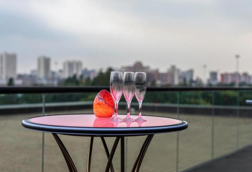 Hotel Hualuxe Beijing Xinan