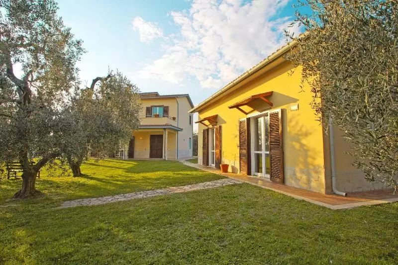 هتل L'oliveto Dei Prischi