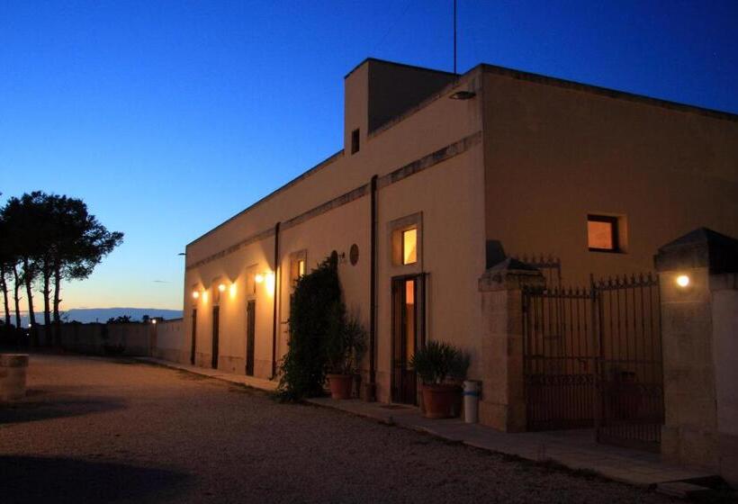 בית מלון כפרי Masseria Li Campi