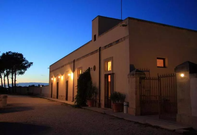 ホテル Masseria Li Campi