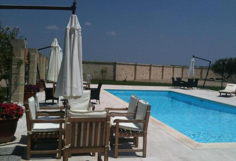 בית מלון כפרי Masseria Li Campi