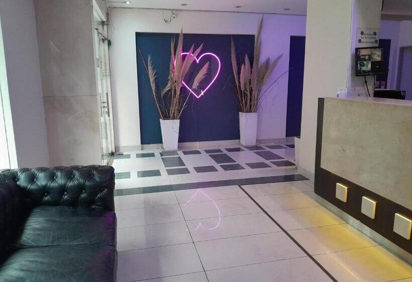 هتل Paname, Cerca De La Rural , Embajada Eeuu E Hipódromo De Palermo