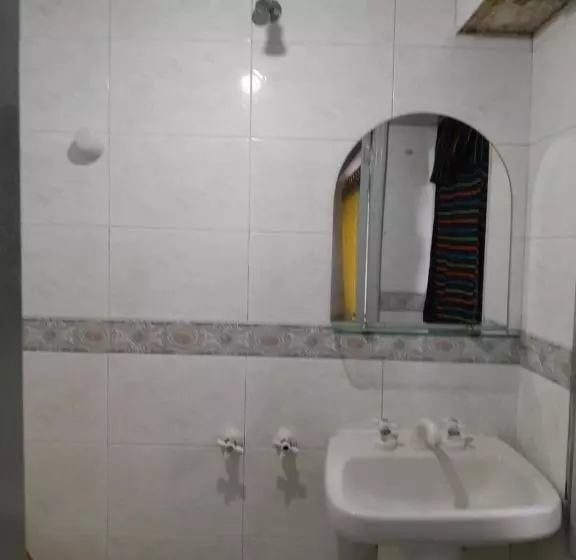 هتل Paname, Cerca De La Rural , Embajada Eeuu E Hipódromo De Palermo