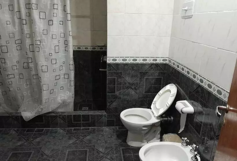 هتل Paname, Cerca De La Rural , Embajada Eeuu E Hipódromo De Palermo