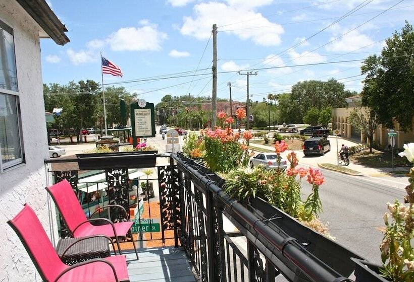 فندق The Loft At Menorcan Square