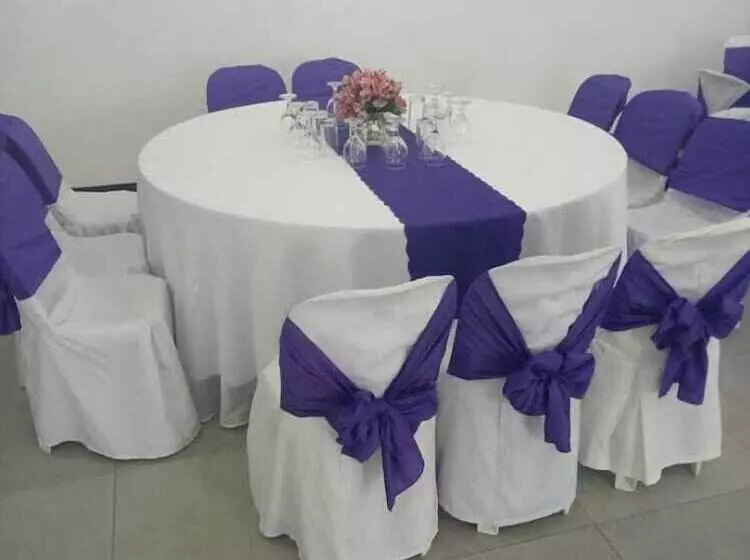 هتل Turista San Jose