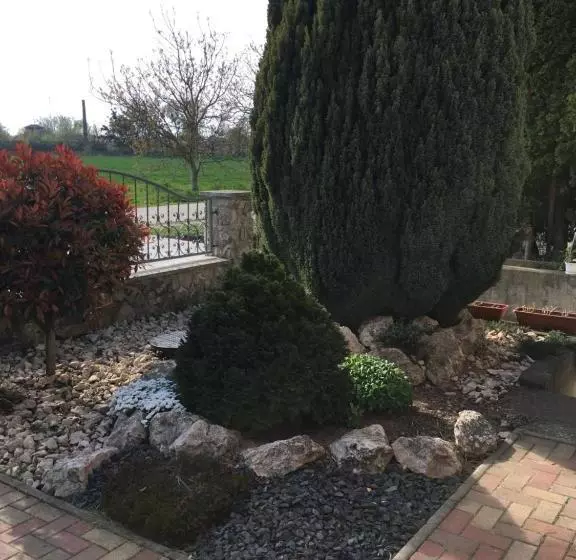 Majatalo Silentium Garden Apartman Sárvár