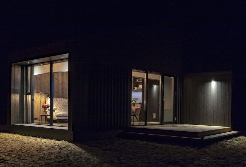 Seljalandsfoss Horizons