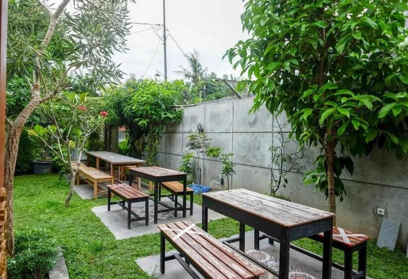 هتل Griya Mataram Kotagede Mitra Reddoorz