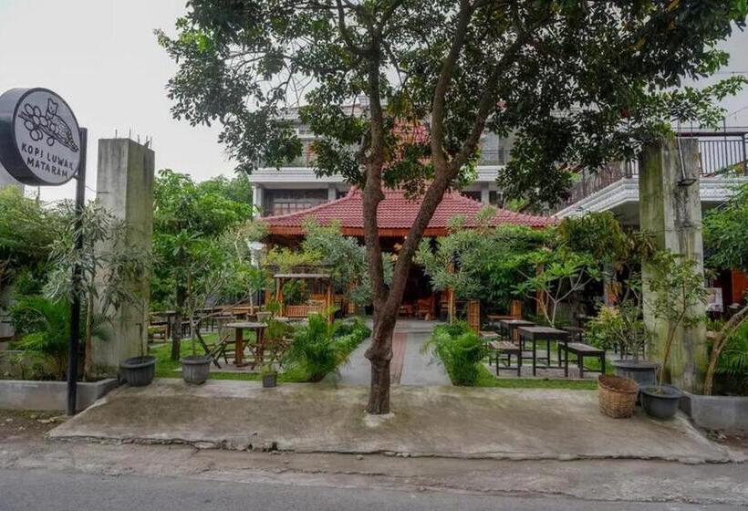 هتل Griya Mataram Kotagede Mitra Reddoorz