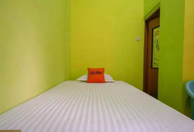 ホテル Koolkost Near Isi Solo  Minimum Stay 6 Nights