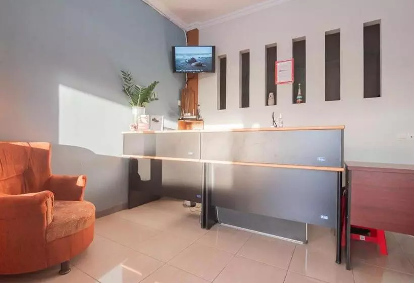 Hotelli Reddoorz Syariah Near Jalan Jakarta Samarinda