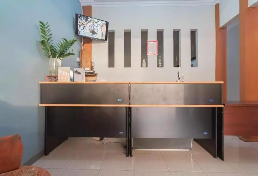 Hotelli Reddoorz Syariah Near Jalan Jakarta Samarinda