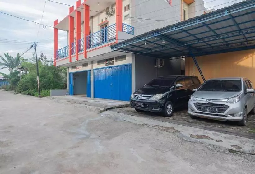 Hotelli Reddoorz Syariah Near Jalan Jakarta Samarinda