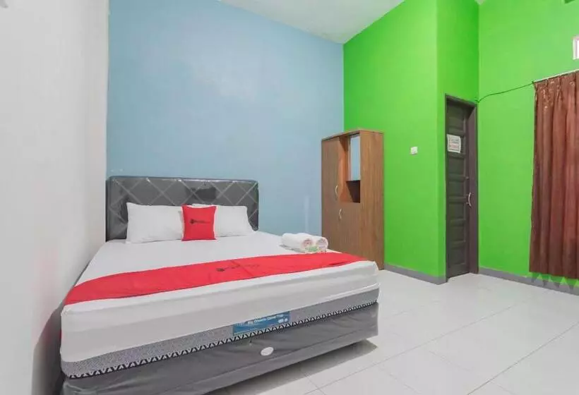 Hotelli Reddoorz Syariah Near Jalan Jakarta Samarinda