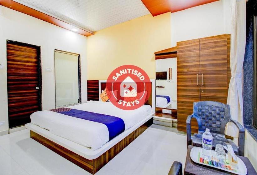 فندق Spot On 79399 Om Residency Classic