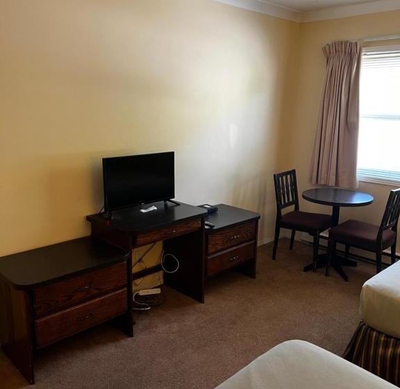 Affordable Choice Lillooet Hotel Victoria