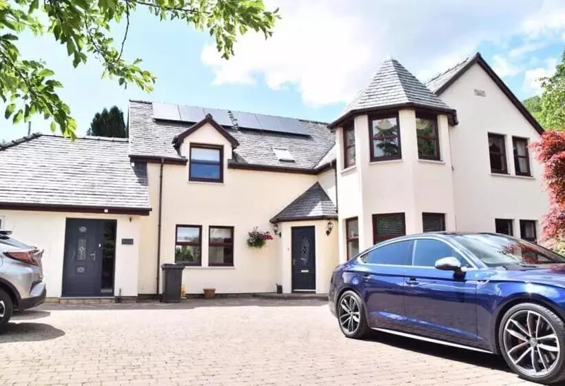 Majatalo Kirkwirral Guest House   Not Self Catering