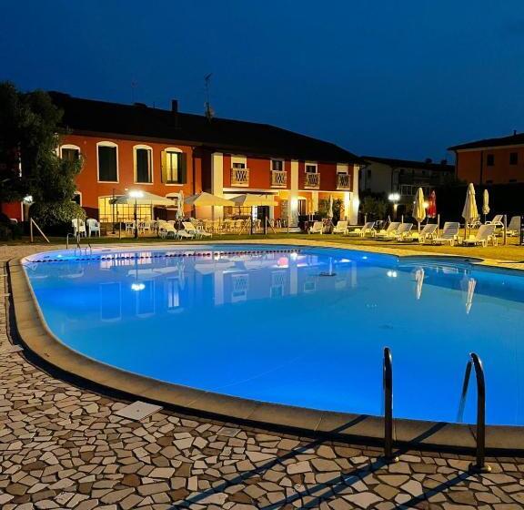 Residence   Il Giardino Del Cigno