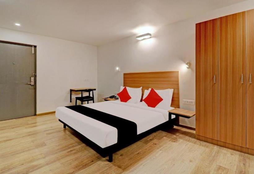 בית מלון כפרי Townhouse 1178 Royal Encore