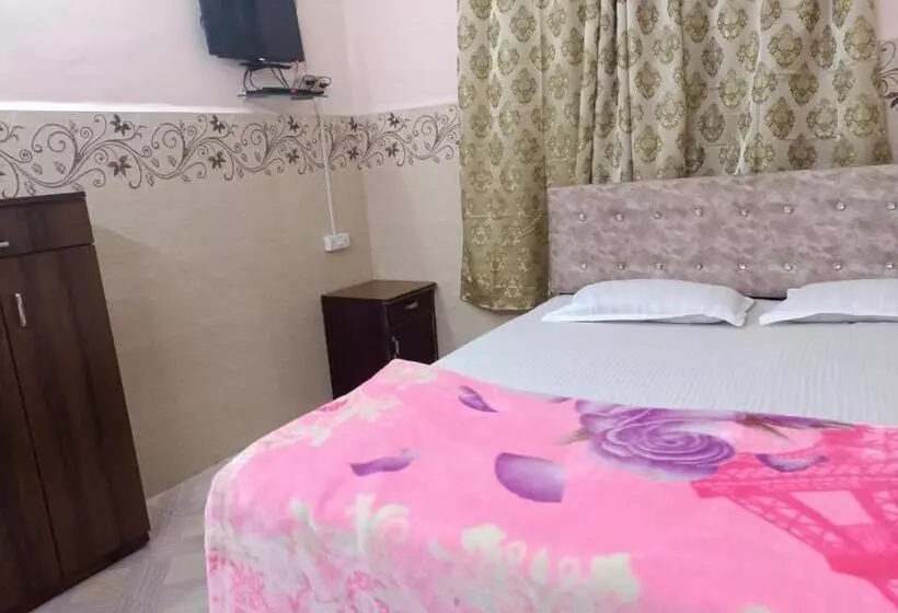 ホテル Colva Beach Xaviers Guest House