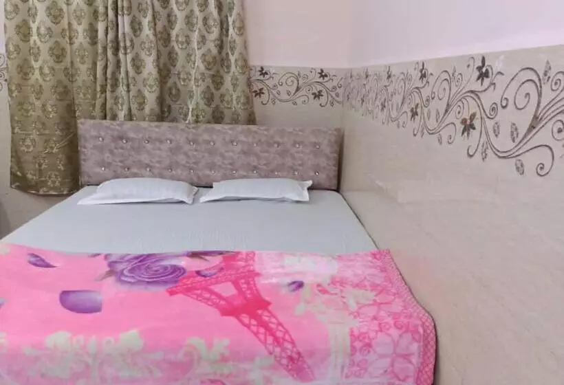 ホテル Colva Beach Xaviers Guest House