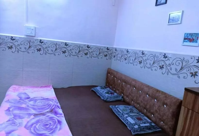 ホテル Colva Beach Xaviers Guest House
