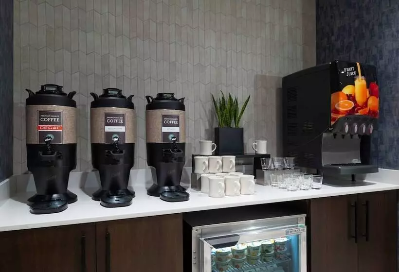 Hotelli Fairfield By Marriott Inn & Suites Boston Medford