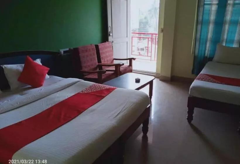 ホテル Ice Berg Deluxe Lodge