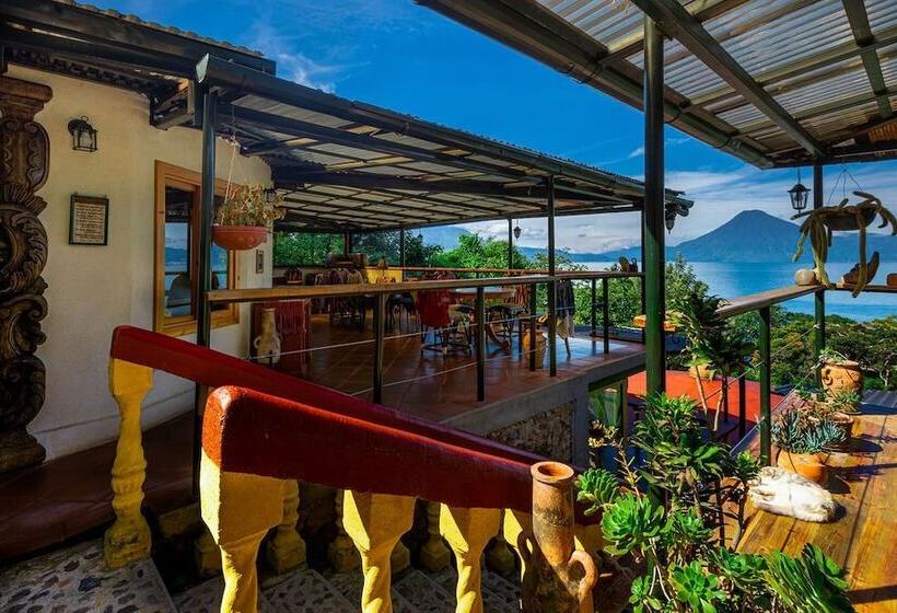 هتل Jenna S River Bed & Breakfast