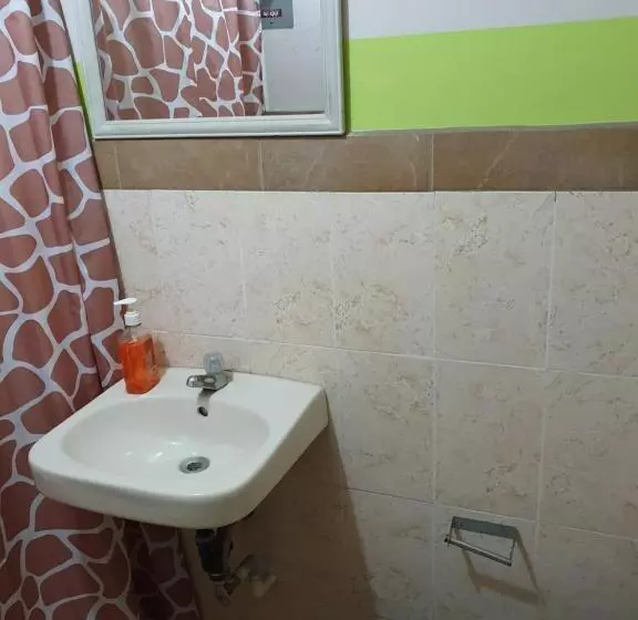 هتل Kasa Kamelot Central