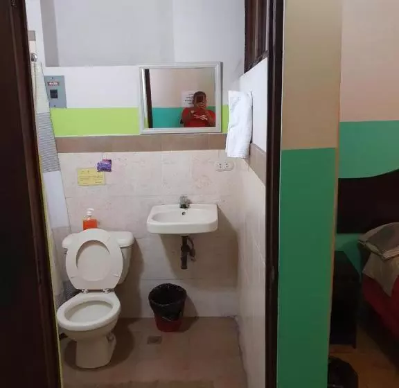 هتل Kasa Kamelot Central