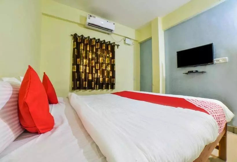 ホテル Oyo 29422 Navdurga Holiday Stay