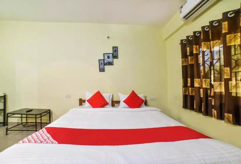 ホテル Oyo 29422 Navdurga Holiday Stay
