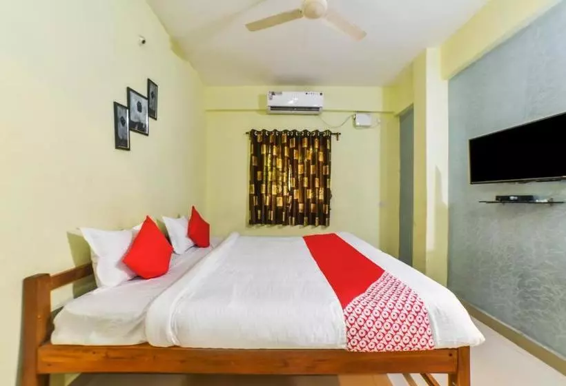 ホテル Oyo 29422 Navdurga Holiday Stay