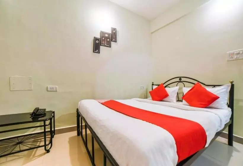 ホテル Oyo 29422 Navdurga Holiday Stay