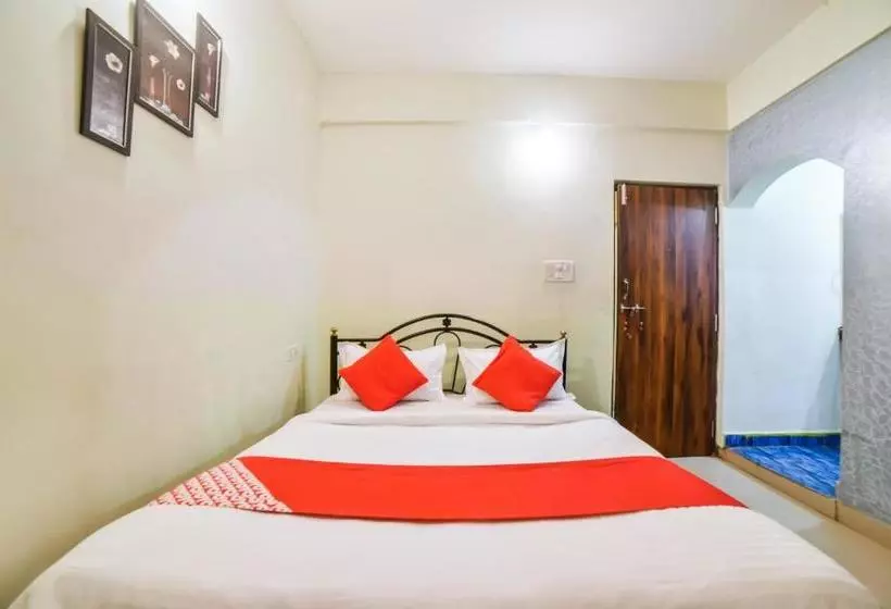ホテル Oyo 29422 Navdurga Holiday Stay