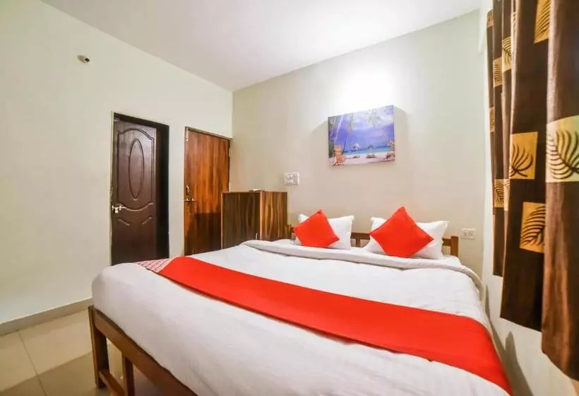 ホテル Oyo 29422 Navdurga Holiday Stay