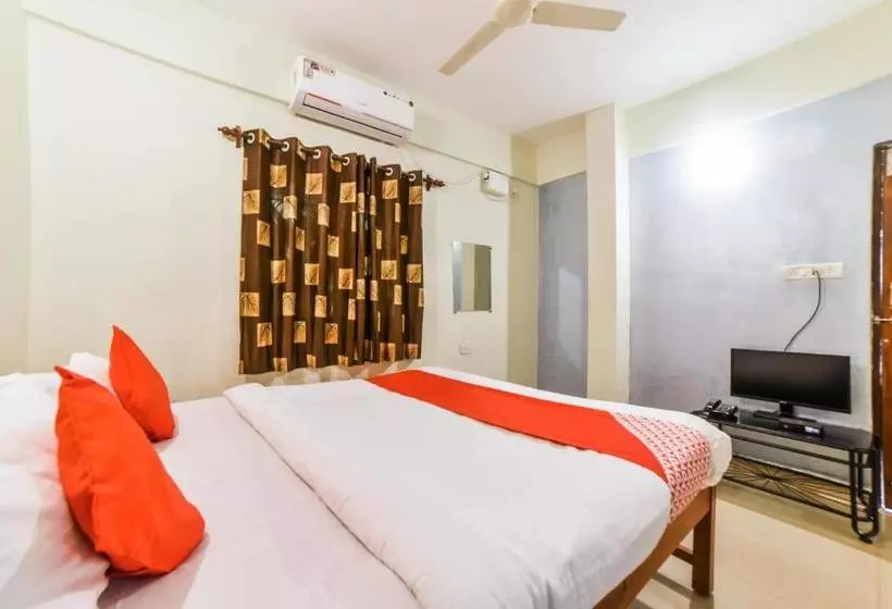 ホテル Oyo 29422 Navdurga Holiday Stay
