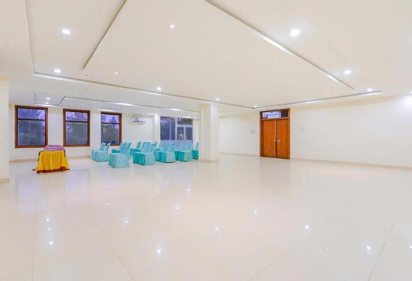 Super Hotel O Baran Road Kota