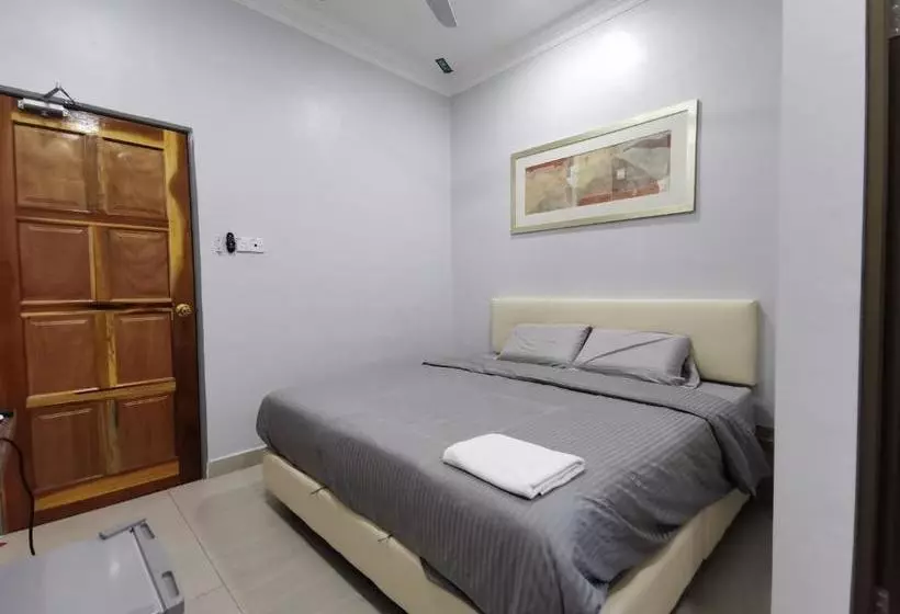 هتل Oyo 90218 Kbkb Homelystay